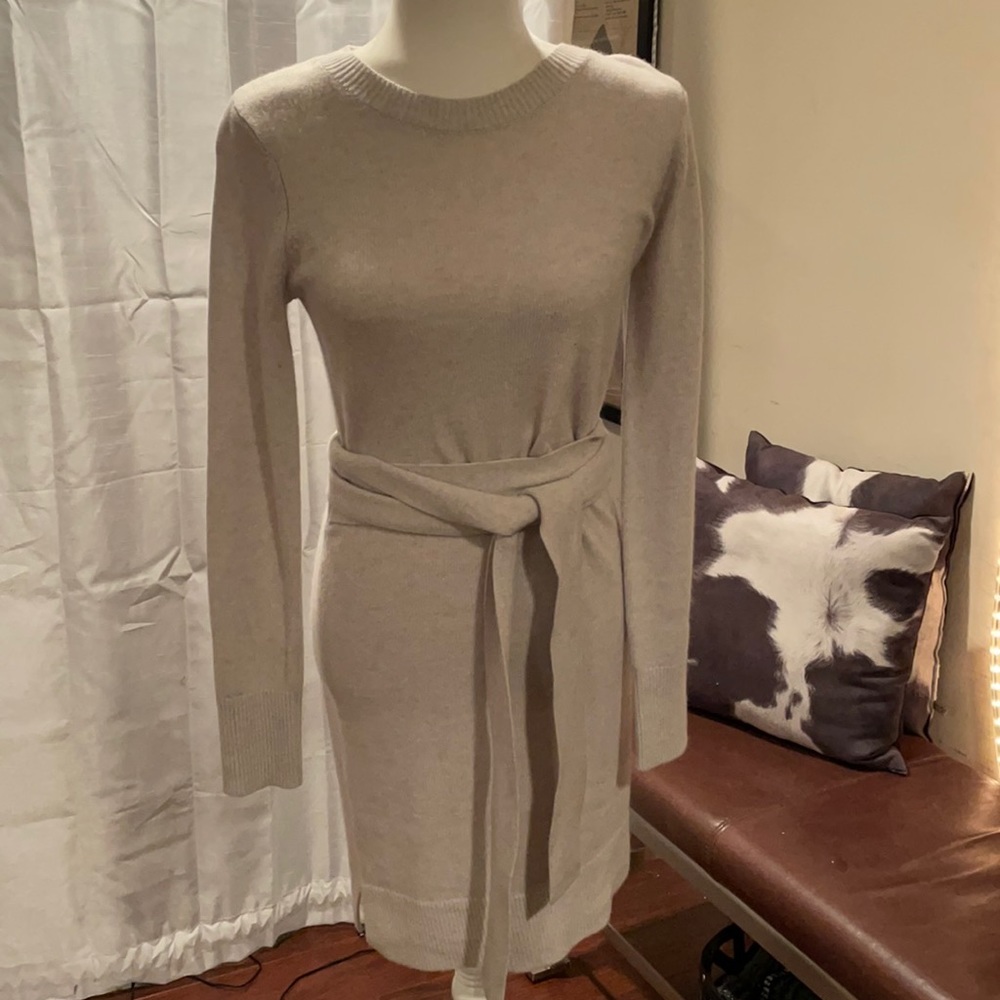 Club Monaco Light Beige Knit Tie-Waist Dress